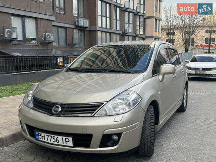 Бежевый Ниссан Тиида, объемом двигателя 1.6 л и пробегом 152 тыс. км за 6999 $, фото 1 на Automoto.ua