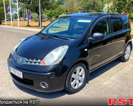 Черный Ниссан Тиида, объемом двигателя 1.6 л и пробегом 175 тыс. км за 5700 $, фото 1 на Automoto.ua