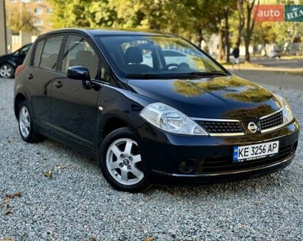 Черный Ниссан Тиида, объемом двигателя 1.6 л и пробегом 257 тыс. км за 5999 $, фото 7 на Automoto.ua