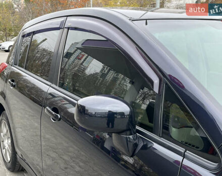 Черный Ниссан Тиида, объемом двигателя 1.6 л и пробегом 172 тыс. км за 6900 $, фото 16 на Automoto.ua