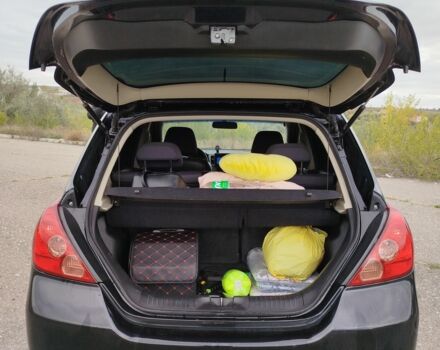 Черный Ниссан Тиида, объемом двигателя 1.6 л и пробегом 2 тыс. км за 6200 $, фото 1 на Automoto.ua