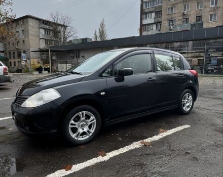 Черный Ниссан Тиида, объемом двигателя 1.6 л и пробегом 222 тыс. км за 5900 $, фото 4 на Automoto.ua