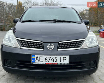 Черный Ниссан Тиида, объемом двигателя 1.6 л и пробегом 172 тыс. км за 6900 $, фото 12 на Automoto.ua