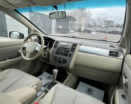 Черный Ниссан Тиида, объемом двигателя 1.6 л и пробегом 188 тыс. км за 5800 $, фото 15 на Automoto.ua