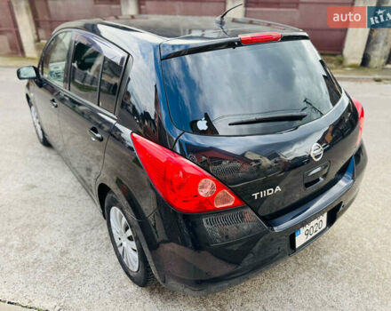 Черный Ниссан Тиида, объемом двигателя 1.6 л и пробегом 187 тыс. км за 5800 $, фото 62 на Automoto.ua