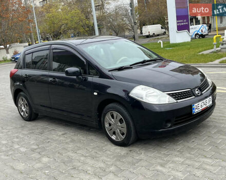 Черный Ниссан Тиида, объемом двигателя 1.6 л и пробегом 172 тыс. км за 6900 $, фото 11 на Automoto.ua