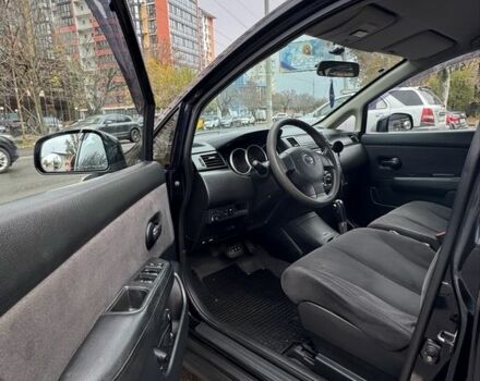 Черный Ниссан Тиида, объемом двигателя 1.6 л и пробегом 222 тыс. км за 5900 $, фото 5 на Automoto.ua