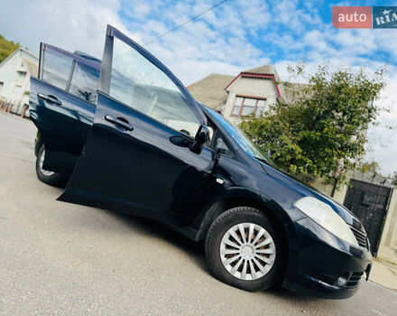 Черный Ниссан Тиида, объемом двигателя 1.6 л и пробегом 187 тыс. км за 5800 $, фото 33 на Automoto.ua