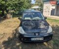Черный Ниссан Тиида, объемом двигателя 1.6 л и пробегом 209 тыс. км за 4400 $, фото 6 на Automoto.ua