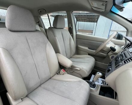 Черный Ниссан Тиида, объемом двигателя 1.6 л и пробегом 188 тыс. км за 5800 $, фото 18 на Automoto.ua