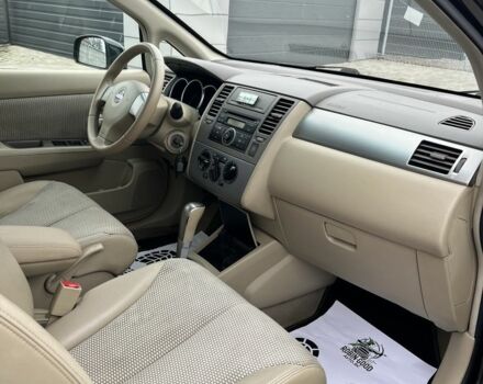 Черный Ниссан Тиида, объемом двигателя 1.6 л и пробегом 188 тыс. км за 5800 $, фото 16 на Automoto.ua