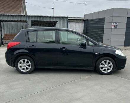 Черный Ниссан Тиида, объемом двигателя 1.6 л и пробегом 188 тыс. км за 5800 $, фото 11 на Automoto.ua