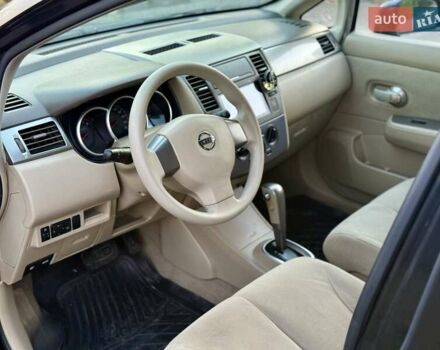 Черный Ниссан Тиида, объемом двигателя 1.6 л и пробегом 199 тыс. км за 5900 $, фото 21 на Automoto.ua