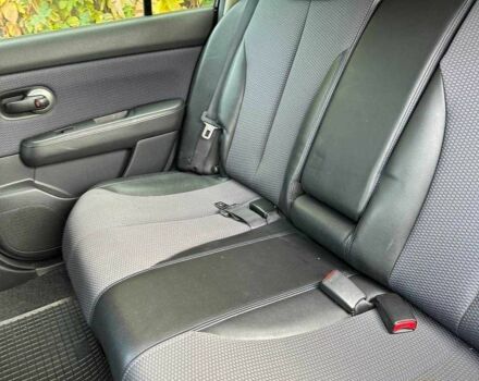 Черный Ниссан Тиида, объемом двигателя 1.6 л и пробегом 117 тыс. км за 7400 $, фото 17 на Automoto.ua