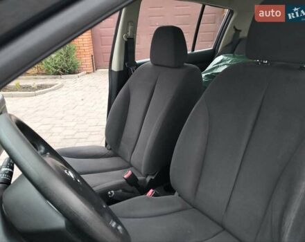 Черный Ниссан Тиида, объемом двигателя 1.6 л и пробегом 114 тыс. км за 6900 $, фото 8 на Automoto.ua