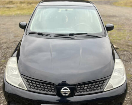 Черный Ниссан Тиида, объемом двигателя 1.6 л и пробегом 138 тыс. км за 6400 $, фото 3 на Automoto.ua