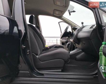 Чорний Ніссан Тііда, об'ємом двигуна 1.6 л та пробігом 114 тис. км за 6729 $, фото 15 на Automoto.ua