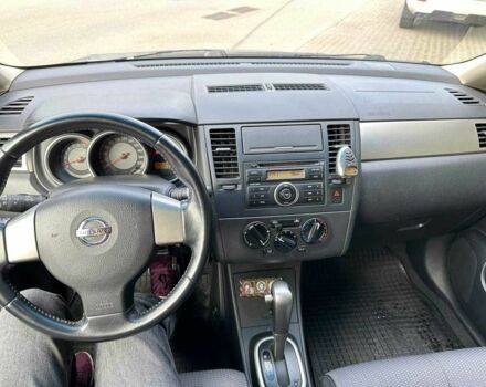 Черный Ниссан Тиида, объемом двигателя 1.6 л и пробегом 117 тыс. км за 7400 $, фото 9 на Automoto.ua