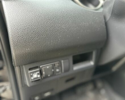 Чорний Ніссан Тііда, об'ємом двигуна 1.6 л та пробігом 179 тис. км за 5700 $, фото 5 на Automoto.ua