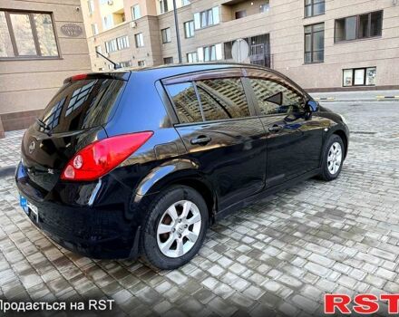 Черный Ниссан Тиида, объемом двигателя 1.6 л и пробегом 282 тыс. км за 4950 $, фото 4 на Automoto.ua