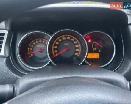 Черный Ниссан Тиида, объемом двигателя 1.6 л и пробегом 188 тыс. км за 6700 $, фото 5 на Automoto.ua