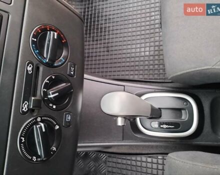 Черный Ниссан Тиида, объемом двигателя 1.6 л и пробегом 114 тыс. км за 6900 $, фото 16 на Automoto.ua