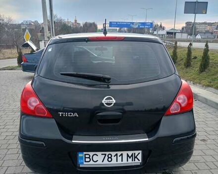 Черный Ниссан Тиида, объемом двигателя 1.6 л и пробегом 220 тыс. км за 5300 $, фото 6 на Automoto.ua