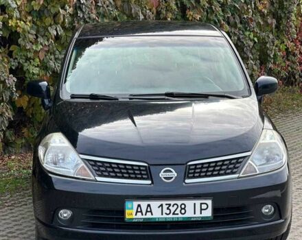 Черный Ниссан Тиида, объемом двигателя 1.6 л и пробегом 117 тыс. км за 7400 $, фото 1 на Automoto.ua