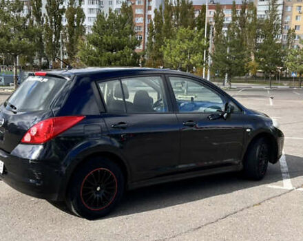 Чорний Ніссан Тііда, об'ємом двигуна 1.6 л та пробігом 114 тис. км за 6000 $, фото 2 на Automoto.ua