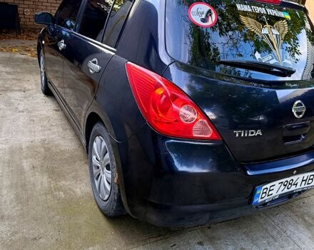Чорний Ніссан Тііда, об'ємом двигуна 1.6 л та пробігом 203 тис. км за 5300 $, фото 4 на Automoto.ua