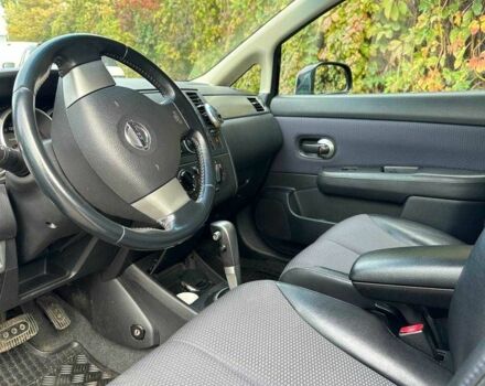 Черный Ниссан Тиида, объемом двигателя 1.6 л и пробегом 117 тыс. км за 7400 $, фото 10 на Automoto.ua