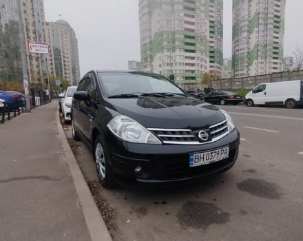 Черный Ниссан Тиида, объемом двигателя 1.5 л и пробегом 51 тыс. км за 7300 $, фото 1 на Automoto.ua