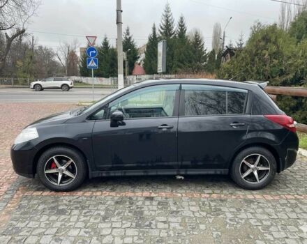 Черный Ниссан Тиида, объемом двигателя 1.5 л и пробегом 102 тыс. км за 7400 $, фото 4 на Automoto.ua