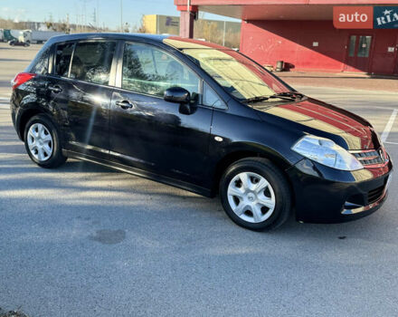 Черный Ниссан Тиида, объемом двигателя 1.5 л и пробегом 30 тыс. км за 7800 $, фото 3 на Automoto.ua