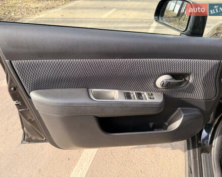 Чорний Ніссан Тііда, об'ємом двигуна 1.5 л та пробігом 79 тис. км за 7600 $, фото 20 на Automoto.ua