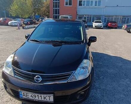 Черный Ниссан Тиида, объемом двигателя 1.6 л и пробегом 190 тыс. км за 6200 $, фото 5 на Automoto.ua