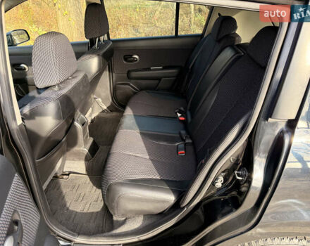 Чорний Ніссан Тііда, об'ємом двигуна 1.5 л та пробігом 79 тис. км за 7600 $, фото 25 на Automoto.ua