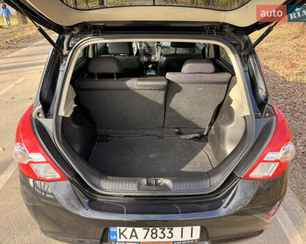 Чорний Ніссан Тііда, об'ємом двигуна 1.5 л та пробігом 79 тис. км за 7600 $, фото 35 на Automoto.ua