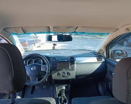 Черный Ниссан Тиида, объемом двигателя 1.6 л и пробегом 190 тыс. км за 6200 $, фото 17 на Automoto.ua