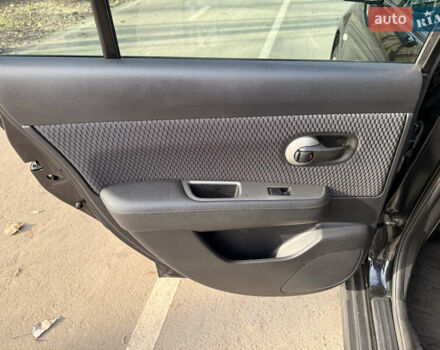 Чорний Ніссан Тііда, об'ємом двигуна 1.5 л та пробігом 79 тис. км за 7600 $, фото 24 на Automoto.ua