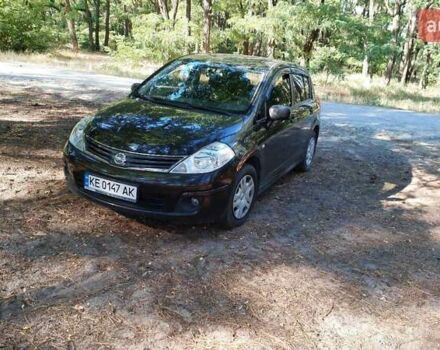 Чорний Ніссан Тііда, об'ємом двигуна 1.6 л та пробігом 53 тис. км за 8000 $, фото 4 на Automoto.ua