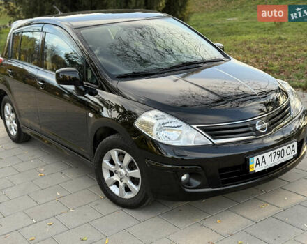 Черный Ниссан Тиида, объемом двигателя 1.6 л и пробегом 60 тыс. км за 9999 $, фото 99 на Automoto.ua