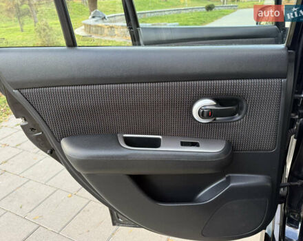 Черный Ниссан Тиида, объемом двигателя 1.6 л и пробегом 60 тыс. км за 9999 $, фото 72 на Automoto.ua