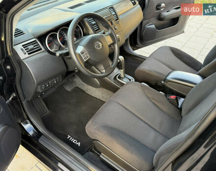 Черный Ниссан Тиида, объемом двигателя 1.6 л и пробегом 60 тыс. км за 9999 $, фото 51 на Automoto.ua