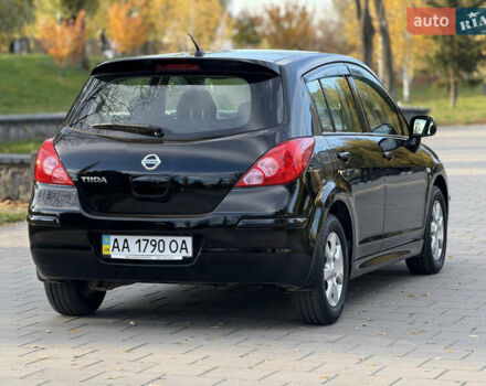 Черный Ниссан Тиида, объемом двигателя 1.6 л и пробегом 60 тыс. км за 9999 $, фото 7 на Automoto.ua