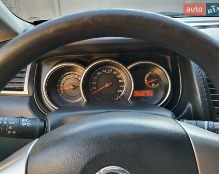 Черный Ниссан Тиида, объемом двигателя 1.6 л и пробегом 99 тыс. км за 7500 $, фото 8 на Automoto.ua