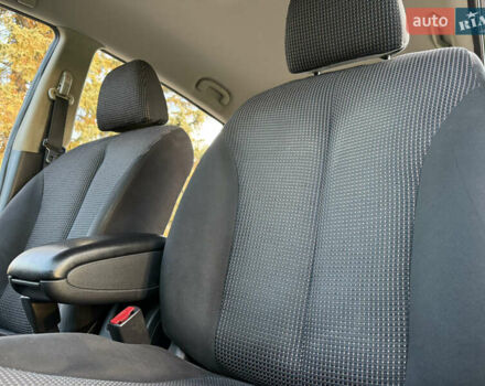 Черный Ниссан Тиида, объемом двигателя 1.6 л и пробегом 60 тыс. км за 9999 $, фото 56 на Automoto.ua