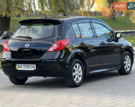 Черный Ниссан Тиида, объемом двигателя 1.6 л и пробегом 60 тыс. км за 9999 $, фото 6 на Automoto.ua