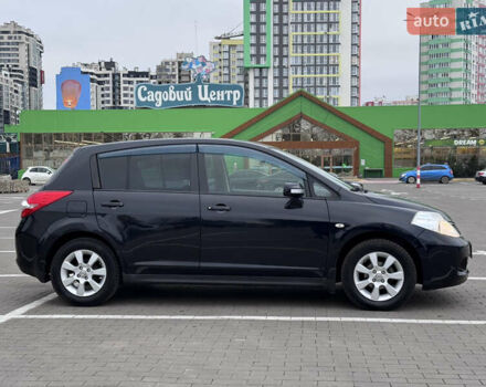 Черный Ниссан Тиида, объемом двигателя 1.5 л и пробегом 95 тыс. км за 8350 $, фото 7 на Automoto.ua