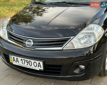 Черный Ниссан Тиида, объемом двигателя 1.6 л и пробегом 60 тыс. км за 9999 $, фото 15 на Automoto.ua